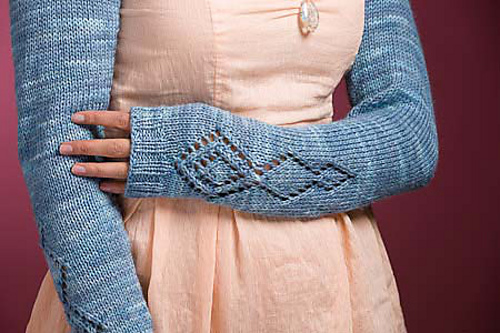 Camellia Shrug by Cassie Castillo.  Lace counterpane shrug worked from the center out.