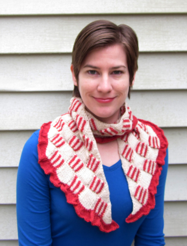 Lavienne Scarf knitting pattern by Cassie Castillo.  Entrelac scarf with ruffle.