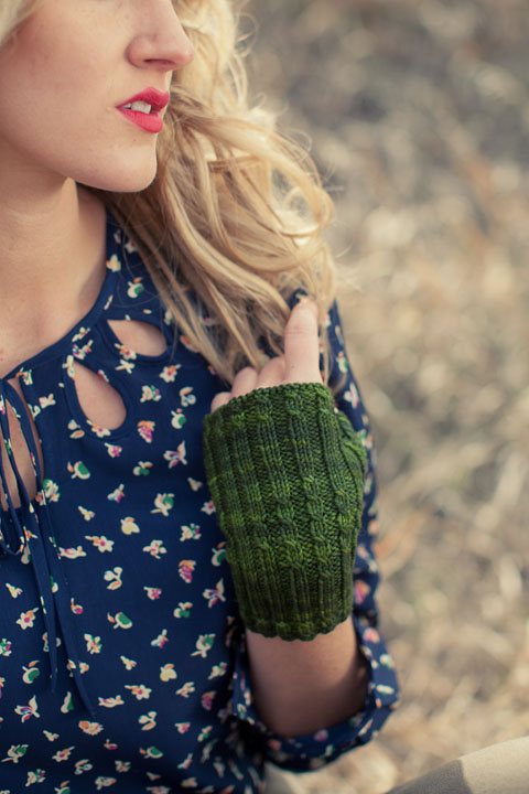 june mitts fingerless glove knitting pattern by Cassie Castillo