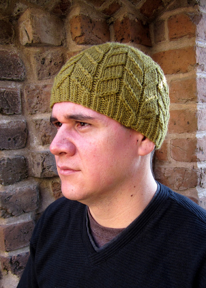 Kilbourne Hat knitting pattern by Cassie Castillo